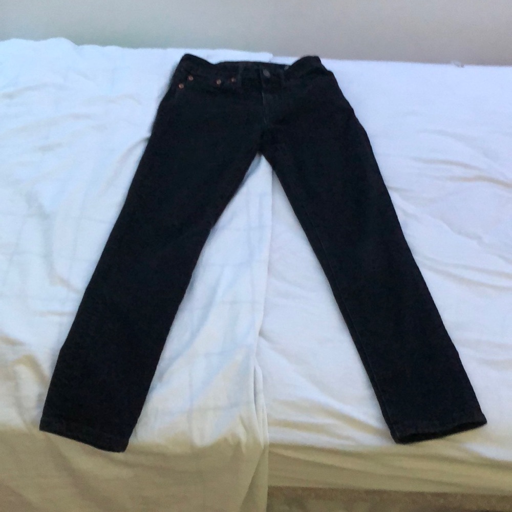 American Eagle Outfitters size “26x28” boys black wash jeans